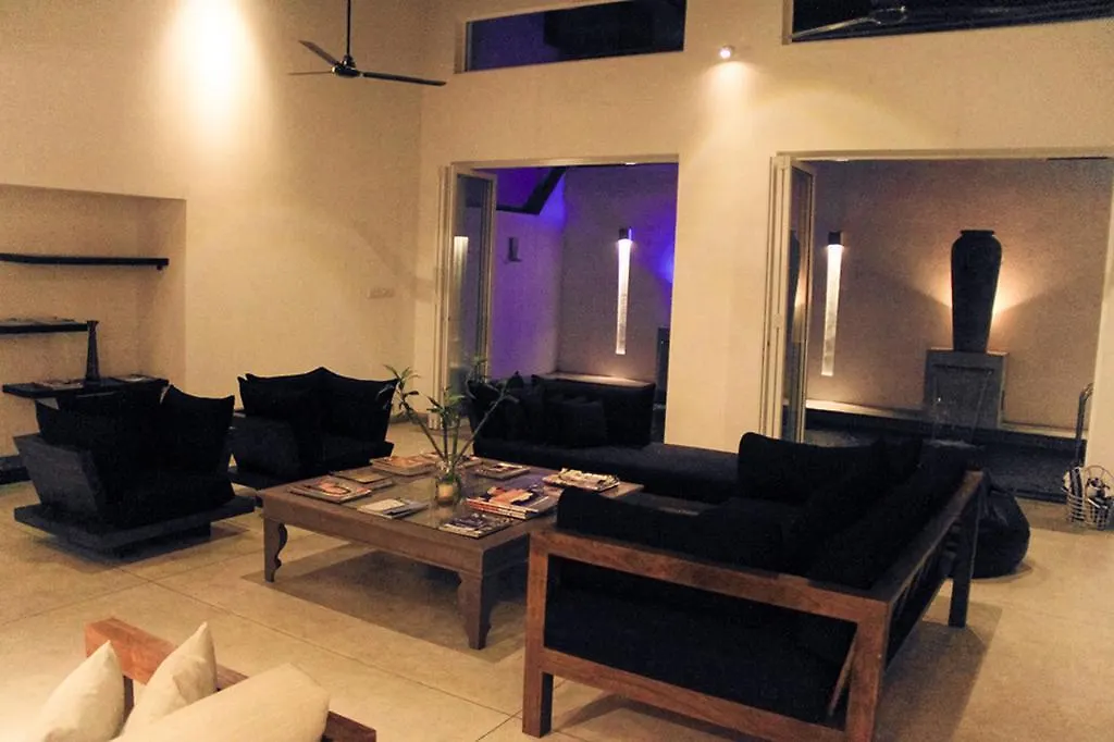 Allspice Villa Etulkotte Bed & Breakfast
