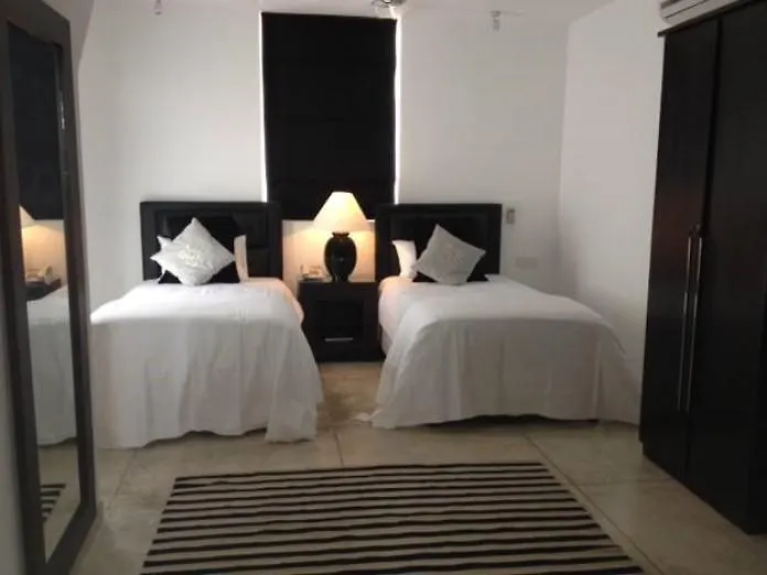Bed & Breakfast Allspice Villa Etulkotte